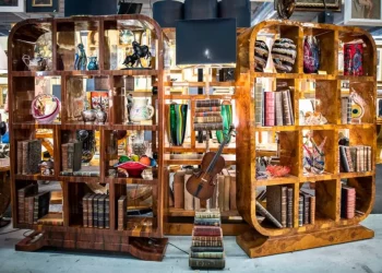 How Do Exhibitions Influence the Value of Collectibles?