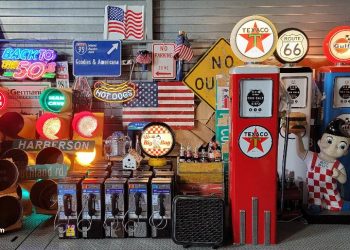 Rare Collectibles at Auction: How to Spot Hidden Gems