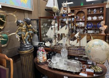 Navigating the Complexity of Pricing in a Volatile Collectibles Market