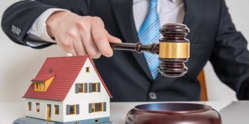 The Auction That Got Raided by Police Mid-Bidding