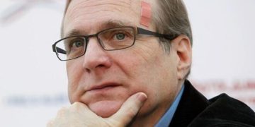 How Paul Allen Built a “Private Museum” Through Acquiring Rare Art and Historical Artifacts